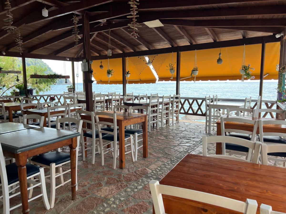Hotel Potami Beach - Mondi Goro Himare Exterior photo